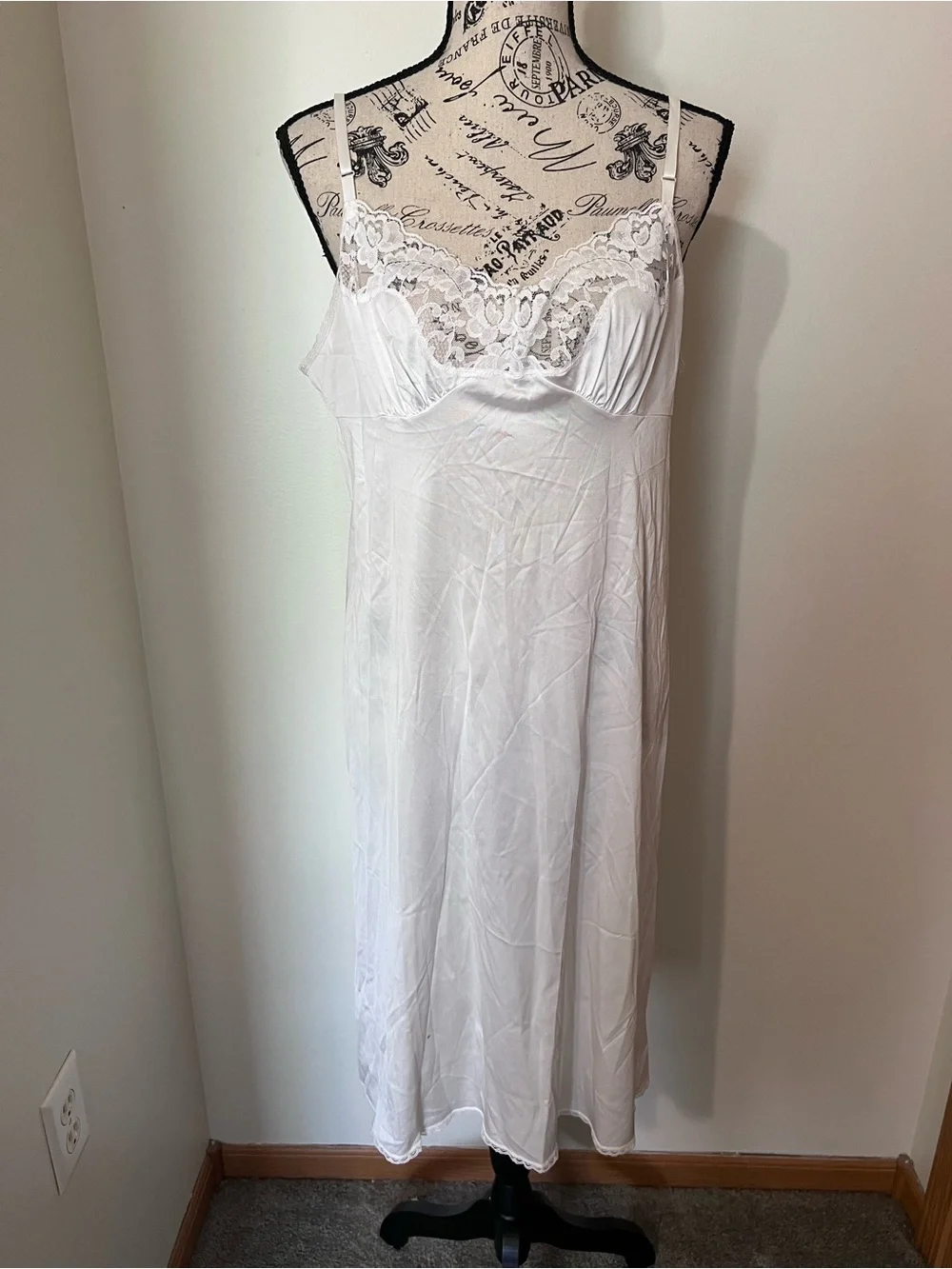 Vintage Vassarette Lace Trim Full Slip Dress White Size 38 Medium Made in USA